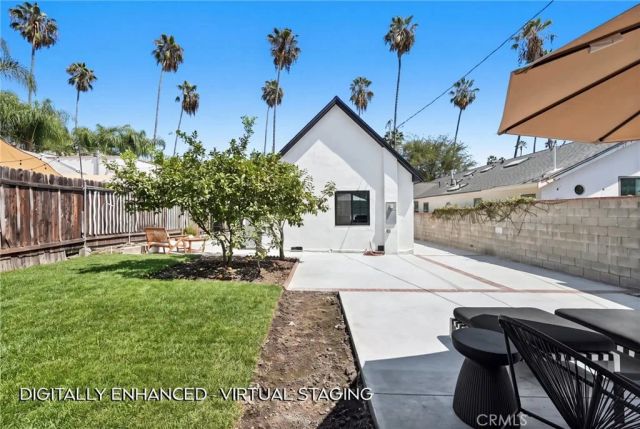 1423 N Coronado, Los Angeles, CA 90026