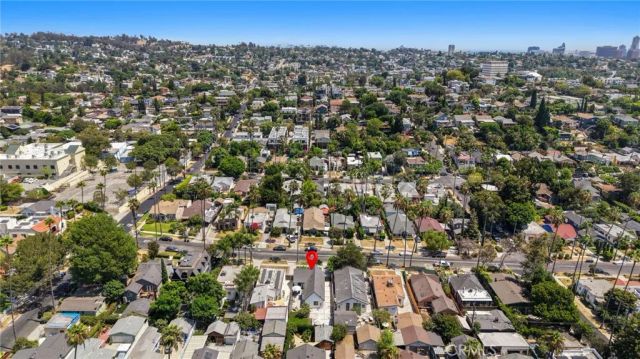 1423 N Coronado, Los Angeles, CA 90026