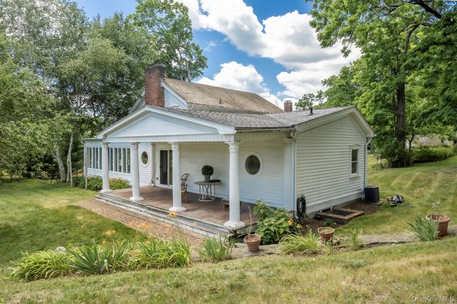 1197 Bulls Head Road, Clinton Corners, NY 12514