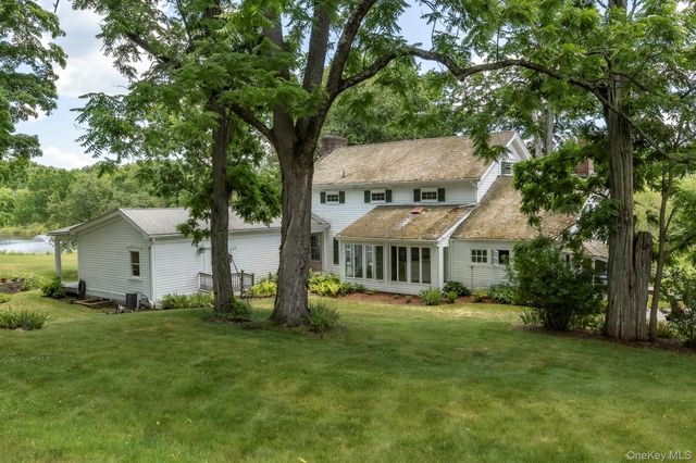 1197 Bulls Head Road, Clinton Corners, NY 12514