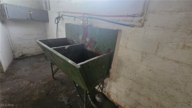 3024 W 103rd Street, Cleveland, OH 44111