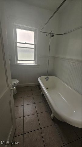 3024 W 103rd Street, Cleveland, OH 44111