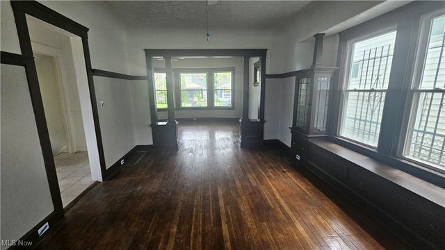 3024 W 103rd Street, Cleveland, OH 44111