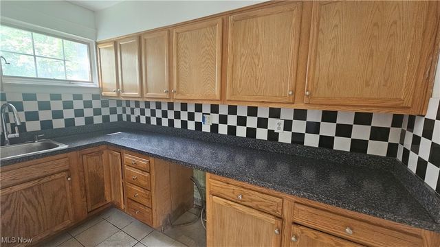 3024 W 103rd Street, Cleveland, OH 44111