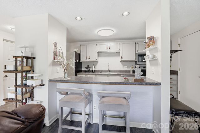 9630 Old Gate Drive, Matthews, NC 28105