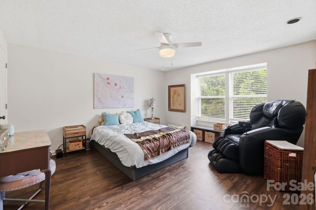9630 Old Gate Drive, Matthews, NC 28105