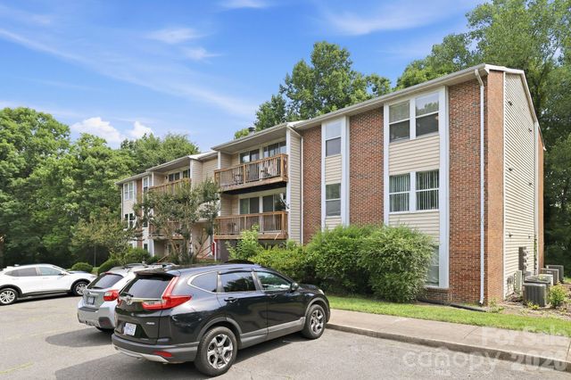 9630 Old Gate Drive, Matthews, NC 28105