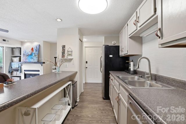 9630 Old Gate Drive, Matthews, NC 28105