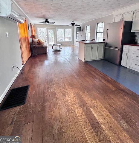 1427 & 1427C Magnolia Road, Reidsville, GA 30453