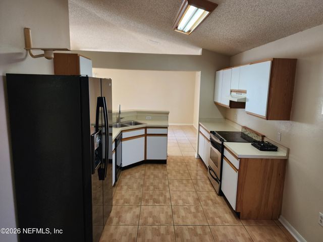 5940 WENTWORTH Circle S, Jacksonville, FL 32277