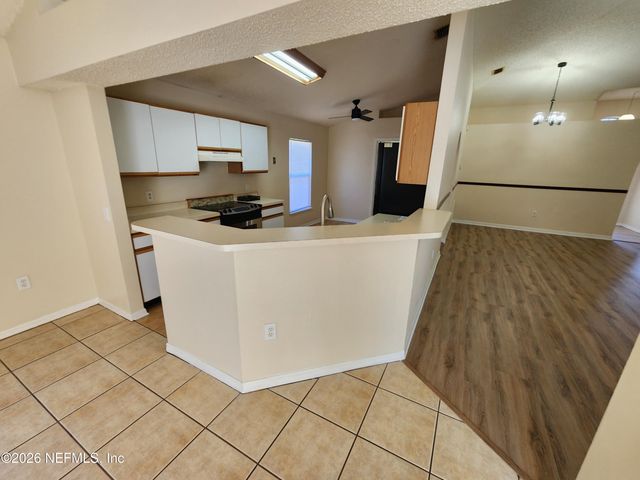 5940 WENTWORTH Circle S, Jacksonville, FL 32277