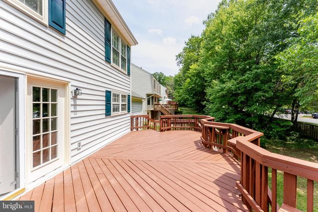 9617 WOODEDGE DR, Burke, VA 22015