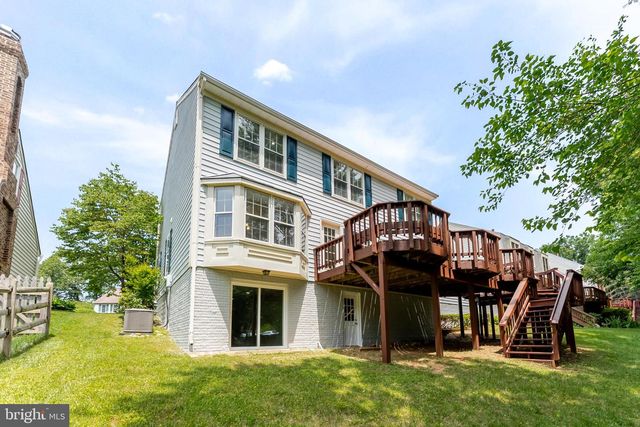 9617 WOODEDGE DR, Burke, VA 22015
