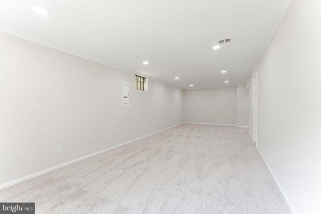 9617 WOODEDGE DR, Burke, VA 22015