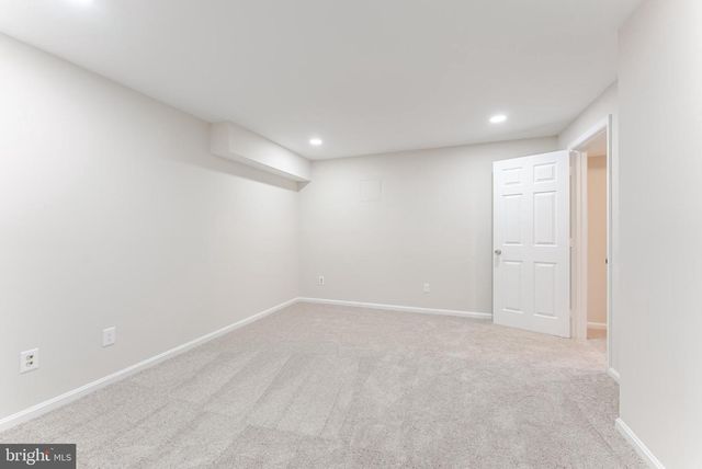 9617 WOODEDGE DR, Burke, VA 22015