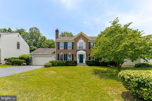 9617 WOODEDGE DR, Burke, VA 22015