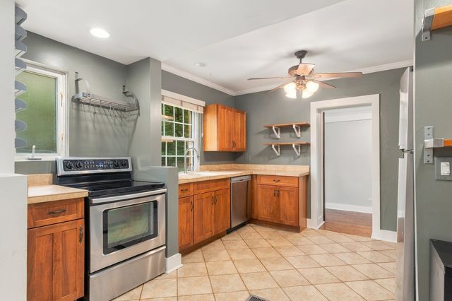45 S Julian Street, Naperville, IL 60540