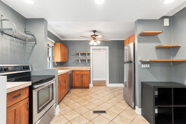 45 S Julian Street, Naperville, IL 60540
