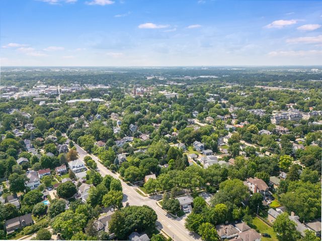 45 S Julian Street, Naperville, IL 60540
