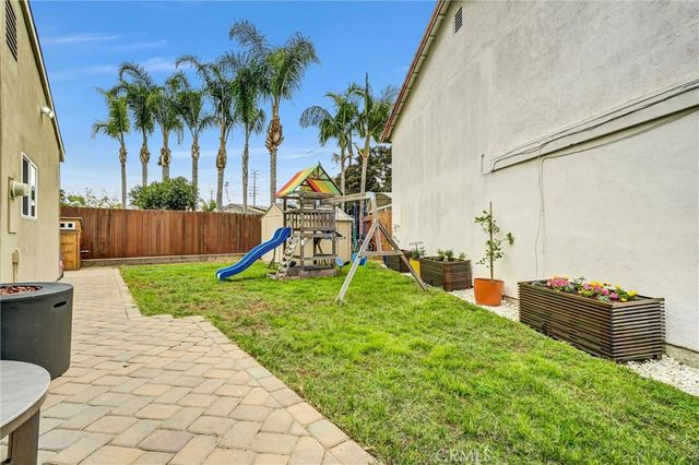 14472 Birmingham, Tustin, CA 92780