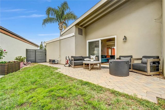 14472 Birmingham, Tustin, CA 92780