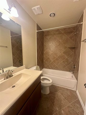 15518 Marina Drive, Conroe, TX 77356