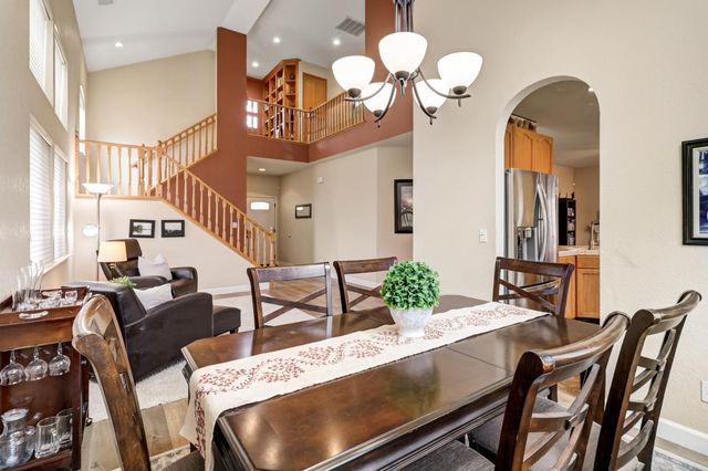 2600 Dinwiddie Way, Elk Grove, CA 95758