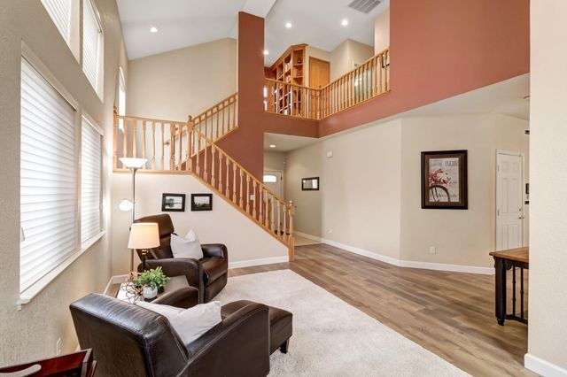 2600 Dinwiddie Way, Elk Grove, CA 95758