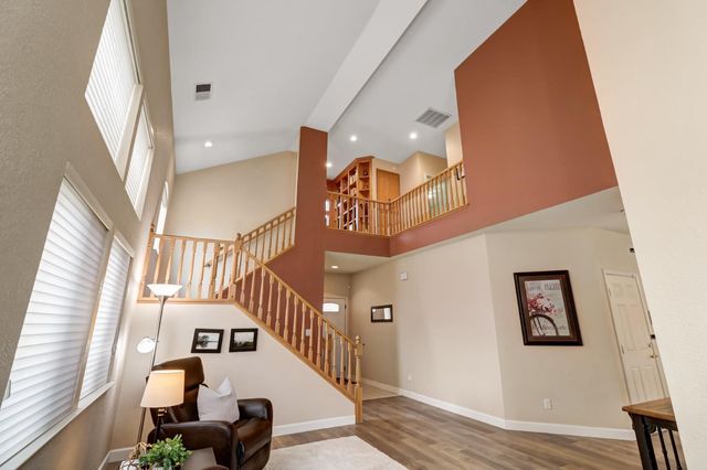 2600 Dinwiddie Way, Elk Grove, CA 95758