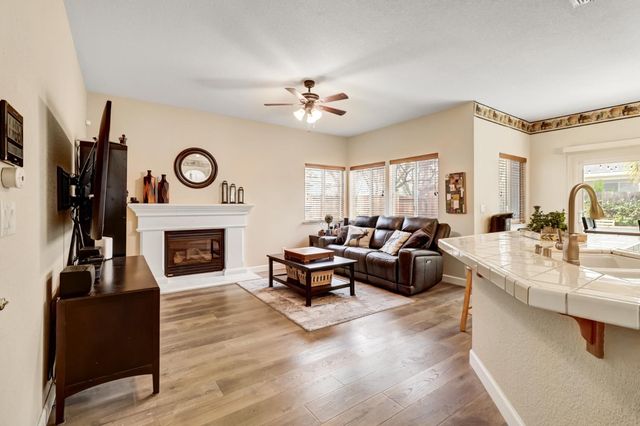 2600 Dinwiddie Way, Elk Grove, CA 95758