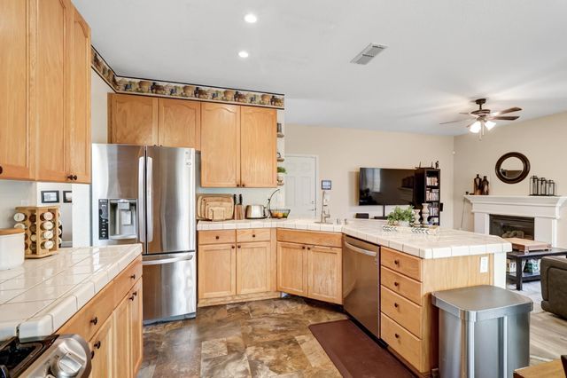 2600 Dinwiddie Way, Elk Grove, CA 95758