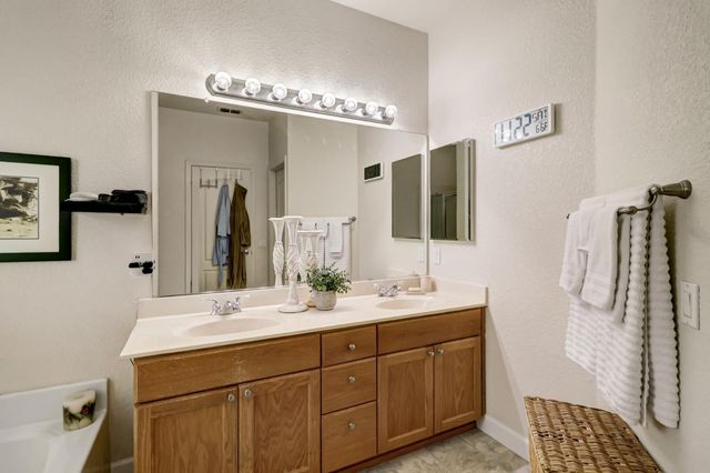 2600 Dinwiddie Way, Elk Grove, CA 95758