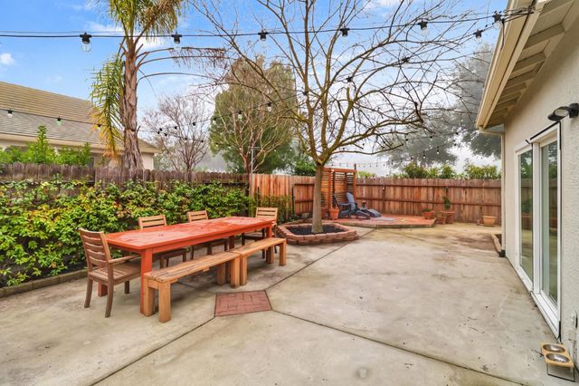 2600 Dinwiddie Way, Elk Grove, CA 95758