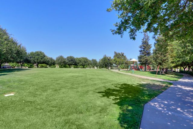 2600 Dinwiddie Way, Elk Grove, CA 95758