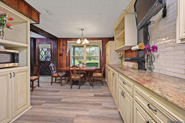 23353 Elberta Ln, Zachary, LA 70791