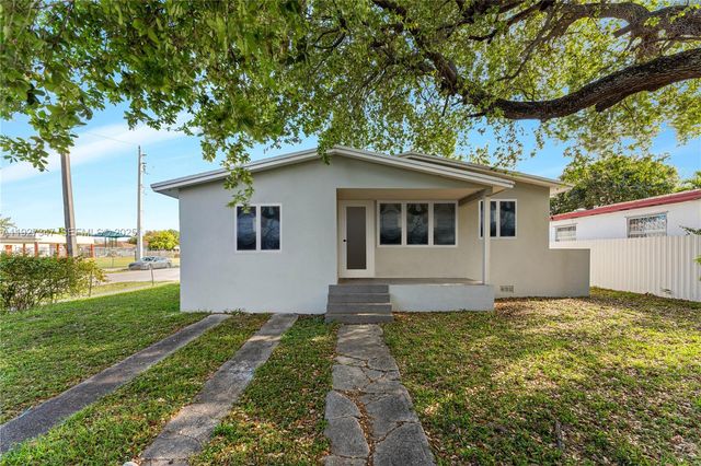 800 NW 67th St 800, Miami, FL 33150