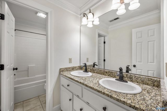 2640 Bransford Trail, Owens Cross Roads, AL 35763