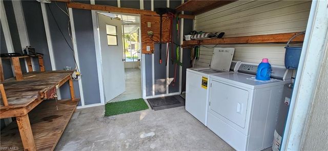 8410 Wagon Wheel CIR, North Fort Myers, FL 33917