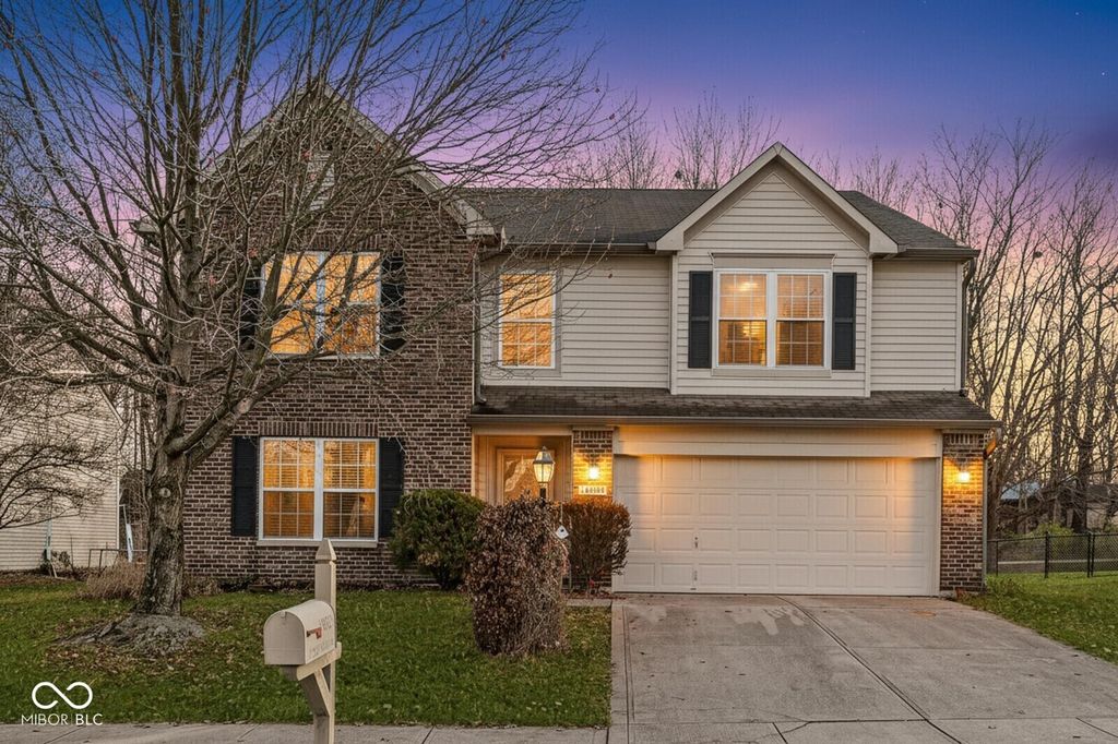 18826 Long Walk Lane, Noblesville, IN 46060