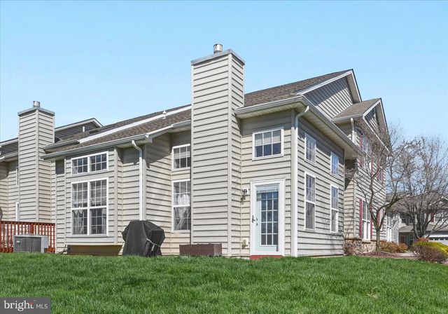 901 RIDGEVIEW DR, Morgantown, PA 19543