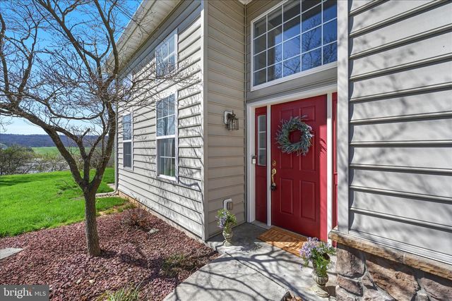 901 RIDGEVIEW DR, Morgantown, PA 19543
