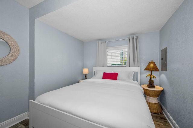 504 70TH AVENUE, St Pete Beach, FL 33706