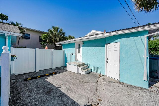 504 70TH AVENUE, St Pete Beach, FL 33706