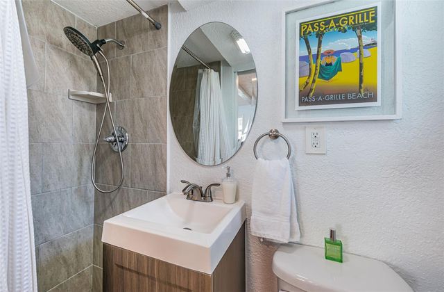 504 70TH AVENUE, St Pete Beach, FL 33706