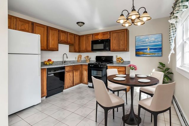 35 Fernview Ave 5, North Andover, MA 01845