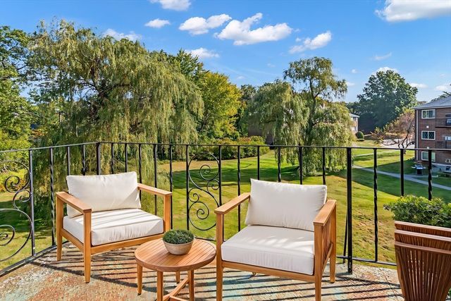 35 Fernview Ave 5, North Andover, MA 01845