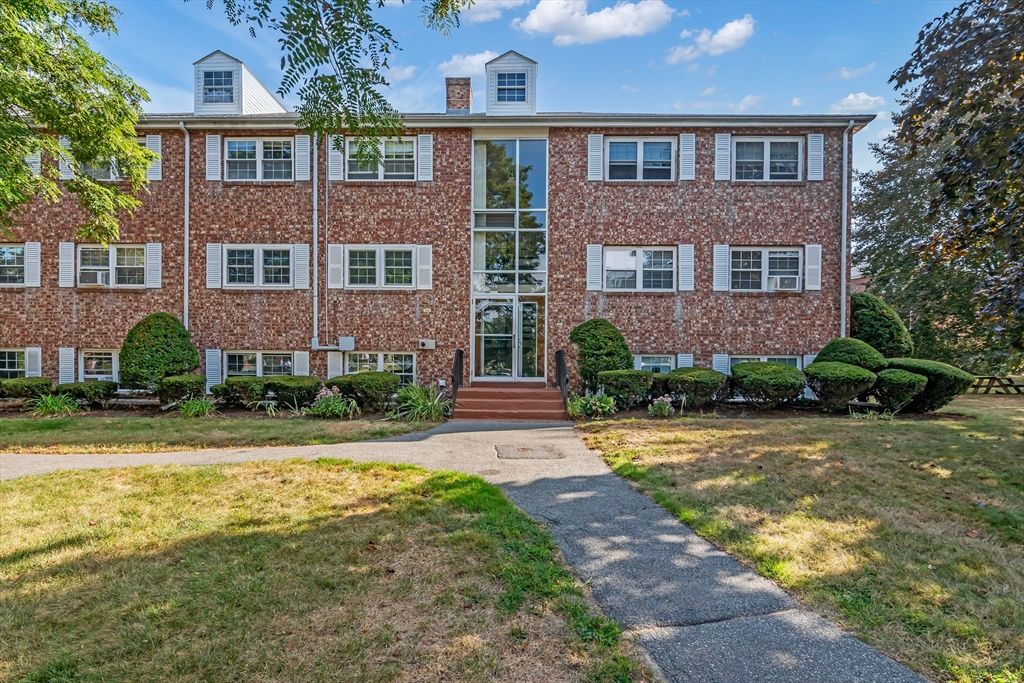 35 Fernview Ave 5, North Andover, MA 01845