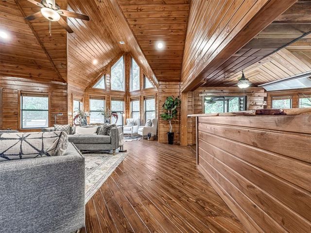 15700 Holt Road, Skiatook, OK 74070