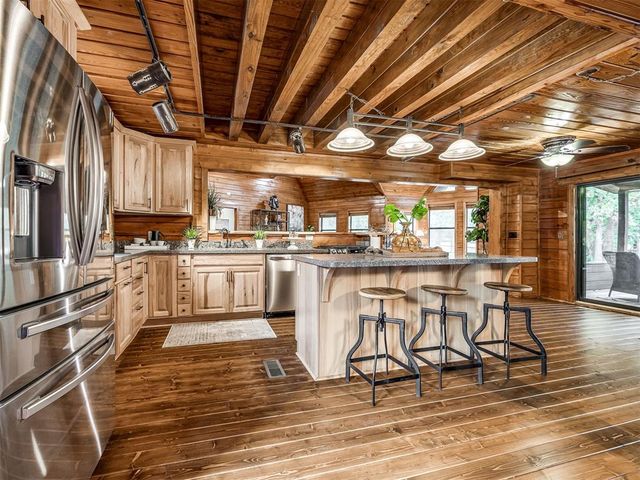 15700 Holt Road, Skiatook, OK 74070