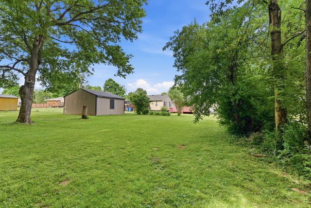 129 Boyden Court, Danville, KY 40422